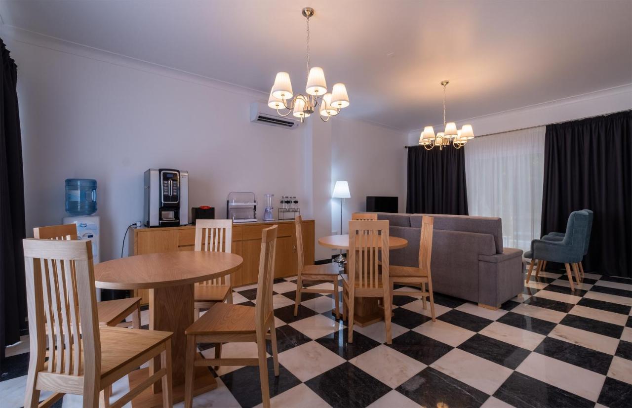 Bed and Breakfast Monaco Sweet House Понта-Делгада Екстер'єр фото
